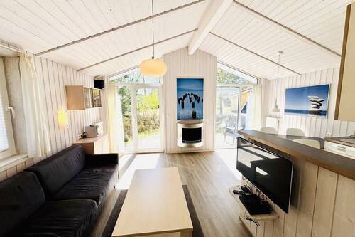 Heller Woh-Essbereich - Einfamilienhaus mit 48,00 m&sup2; in Lübeck zum Kaufen