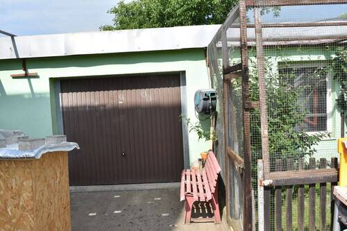 Garage - 