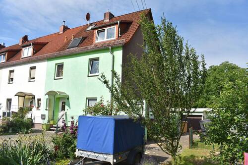 Hausansicht - 5 Zimmer Reihenendhaus in Böhlen