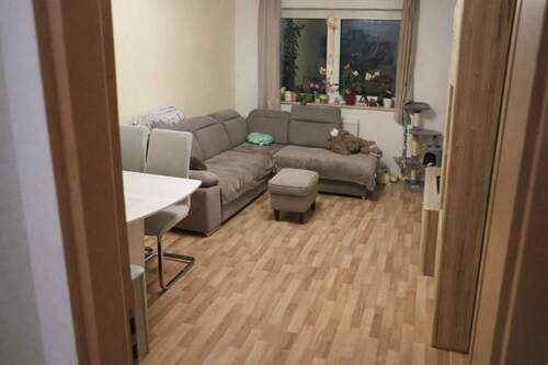 Wohnzimmer mit Möbeln 2 - 