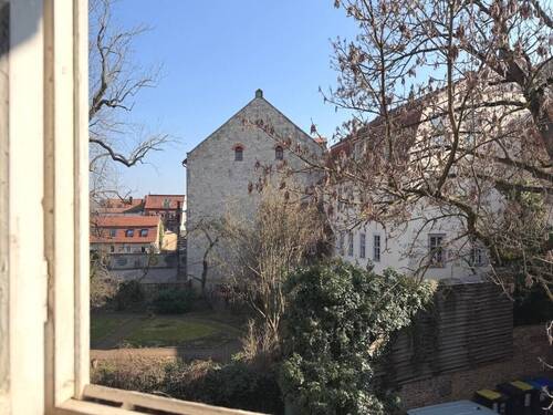 Blick vom Dachgeschoss in den schönen Garten - 