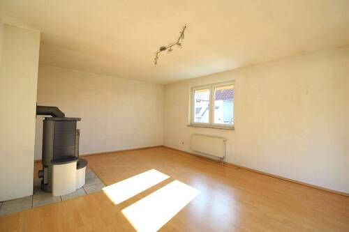 Wohnzimmer - 4 Zimmer Bungalow in Zülpich