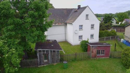Hausansicht - 1 Zimmer Einfamilienhaus zum Kaufen in Böhlen