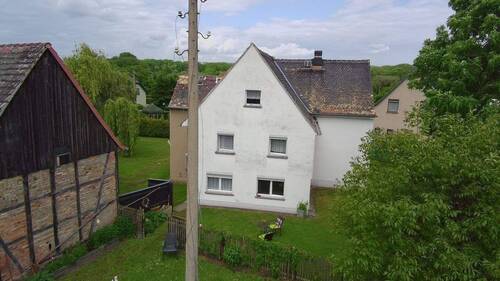 Hausansicht - Einfamilienhaus mit 172,00 m&sup2; in Böhlen zum Kaufen