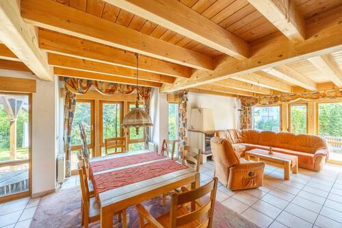 Wohn- und Essbereich - 5 Zimmer Doppelhaushälfte zum Kaufen in Kaisersbach