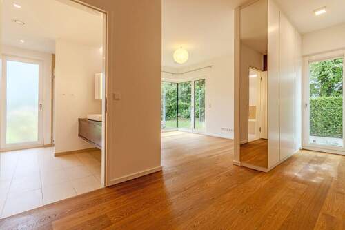 En Suite Bad + Schlaf- und Ankleiderbereich - 