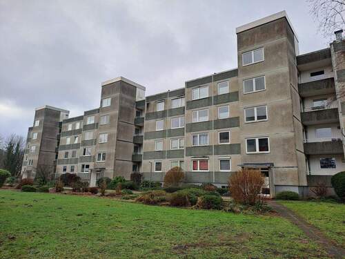 Wohngebäude - 3 Zimmer Etagenwohnung in Neumünster