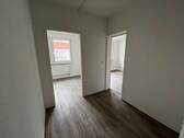 Flur.jpg - 2 Zimmer Etagenwohnung zur Miete in Zwickau