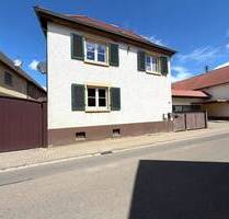 2 tolle Häuser * Neu- und Altbau * in Freisbach