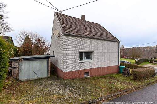 Garage hinter dem Haus - 