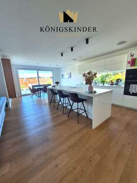 Küche/Essen - 9 Zimmer Etagenwohnung zum Kaufen in Renningen