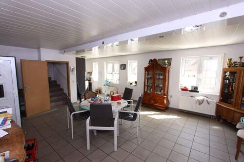 Innen Wohnung - Mehrfamilienhaus, Wohnhaus in Butzbach zum Kaufen