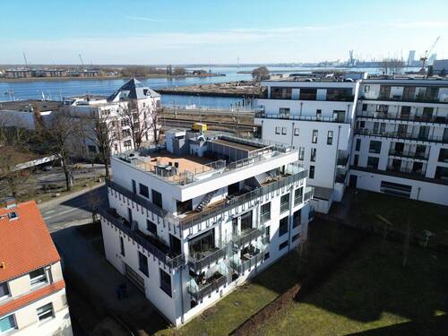 Außenansicht - 4 Zimmer Etagenwohnung in Rostock