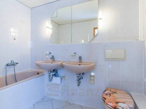 Bad neben der Küche OG - 