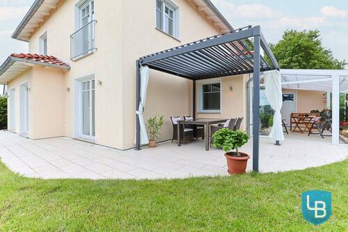 Überdachter Terrassenbereich - 