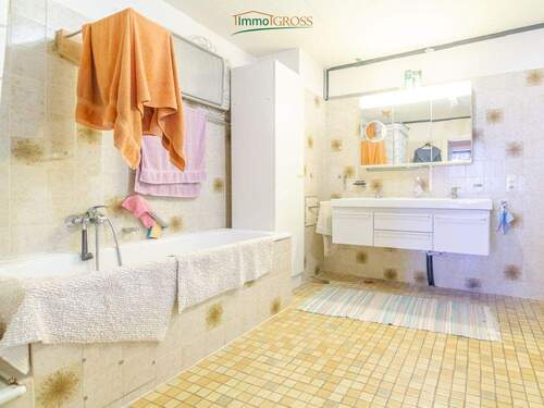 Helles Badezimmer - 