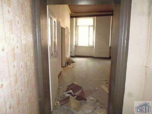 Raum - 6 Zimmer Mehrfamilienhaus, Wohnhaus in Zittau