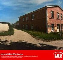 Zwangsversteigerung! - 81.900,00&nbsp;EUR Kaufpreis, ca.&nbsp; 278,00&nbsp;m&sup2;&nbsp;Wohnfl&auml;che in Bützow (PLZ: 18246)
