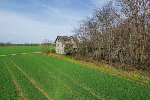 Alleinlage zwischen Feld und Wald - 8 Zimmer Einfamilienhaus in Waltrop