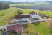 Vogelperspektive - 6 Zimmer Einfamilienhaus zum Kaufen in Arnstorf