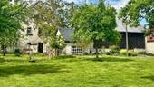 Wohnhaus und Scheune - 