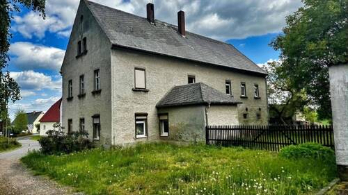 Außenansicht Wohnhaus - 