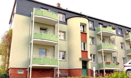 Gebäudeansicht - schöne 3-Raum Wohnung in ruhiger Gegend