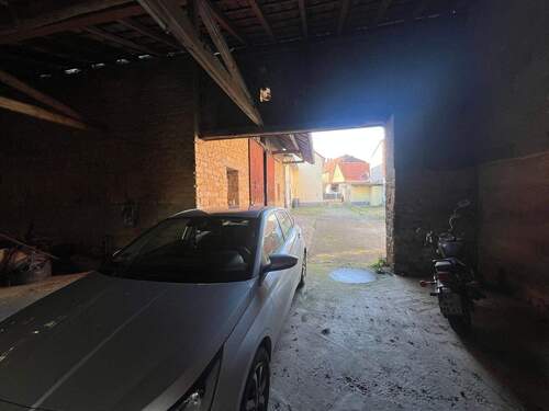 Hofansicht aus dem Nebengebäude - 