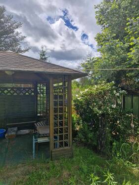 Pavillion im Garten - 