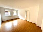 IMG_3028.jpeg - Helle 3-Zimmer-Wohnung mit Balkon in begehrter Lage zu vermieten