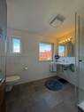 OG Badezimmer - 5 Zimmer Doppelhaushälfte in Ludwigsburg