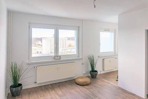 Wohnbereich Vergleichswohnung - Ebenerdig erreichbare 1-Raum-Wohnung nahe Innenstadt