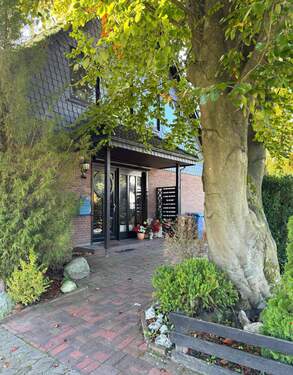 Herzlich Willkommen.jpg - 7 Zimmer Einfamilienhaus zum Kaufen in Bad Segeberg