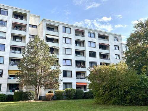 Rückseite Gebäude - 2 Zimmer Etagenwohnung in Laatzen