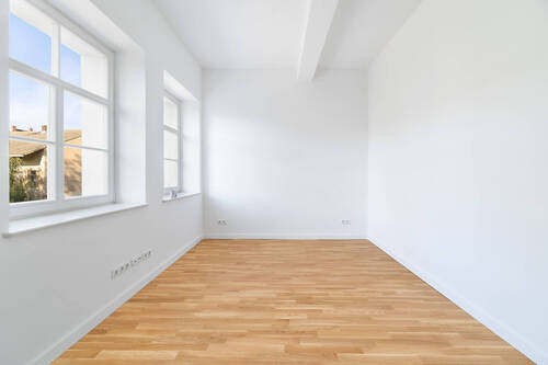 Schlafzimmer - Referenz - Erstbezug in hochwertiger Sanierung - 2-Raum-Wohnung mit Balkon, Wohnküche, Parkettfußboden, hochwertiges Duschbad, Abstellkammer im Flur