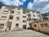 Innenhof - große Wohnung im 3.OG, voll möbliert.