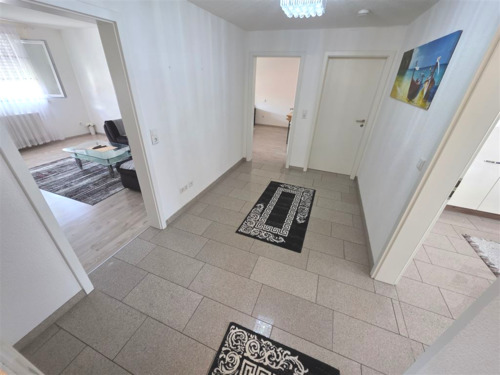 Diele - 4 Zimmer Etagenwohnung zur Miete in Singen (Hohentwiel)