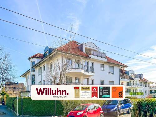 Hausansicht - 2-Raum-Wohnung mit Balkon und Tiefgaragenstellplatz in ruhiger Lage