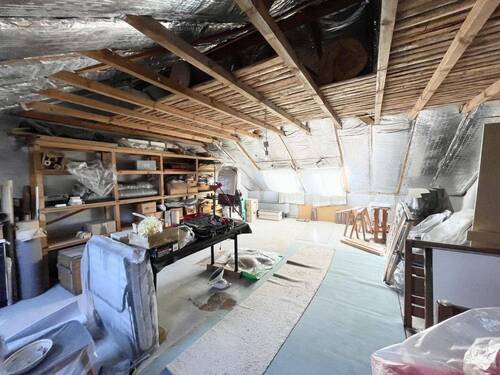 ausbaufähiges Dachgeschoss - 