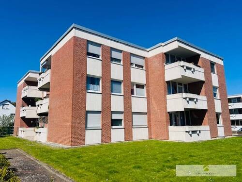 Die seitliche Ansicht mit Balkon im EG Ihres neuen Zuhauses ... - Erdgeschoss-Wohnung mit Potential in Welver-Scheidingen zu verkaufen!