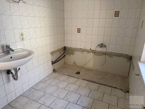 EG: Badezimmer - 