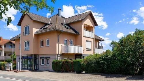Außenansicht - Vermietetes Mehrfamilienhaus mit zusätzlicher Bürofläche *VERHANDLUNGSBASIS*