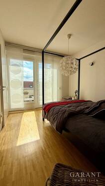 Masterbedroom mit Ankleide & En-Sui... - 