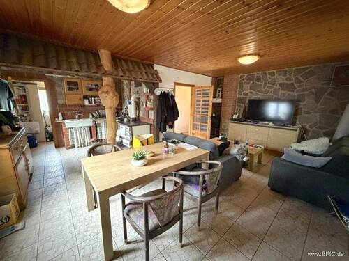 Betreiberhaus innen - 
