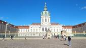 Schloß Charlottenburg in unmittelbarer Nähe - ***Charmante 3-Zimmer-ETW - renovierungsbedürftig - Fahrstuhl - TG-Stellplatz - Berlin-Charlottenburg***