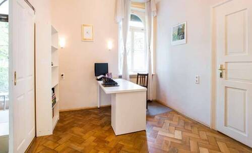 Büro Raum 2 - Kreativer Arbeitsplatz im Jugendstil-Altbau mit eigenem Vorgarten