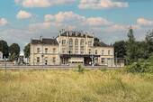 Ansicht Bahnseite - Mehrfamilienhaus, Wohnhaus mit 599,00 m² in Königslutter zum Kaufen