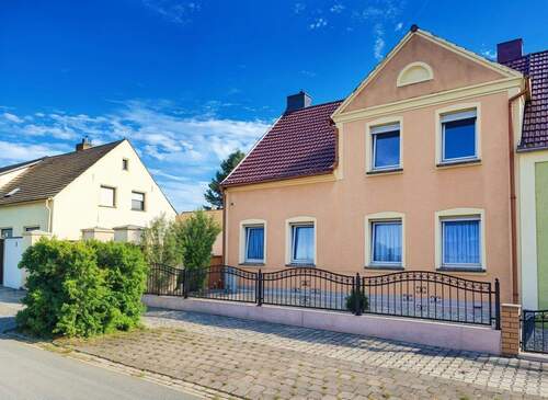 Straßenansicht - 5 Zimmer Einfamilienhaus zum Kaufen in Muldestausee-Pouch