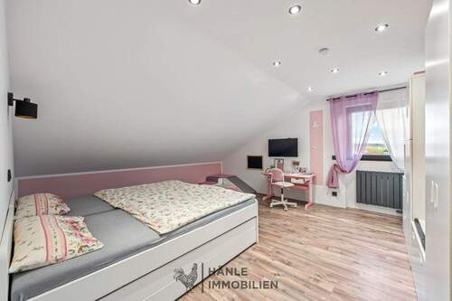 Schlafzimmer 3 OG - 