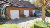 Garagen - Einfamilienhaus mit 219,50 m&sup2; in Bad Oldesloe zum Kaufen